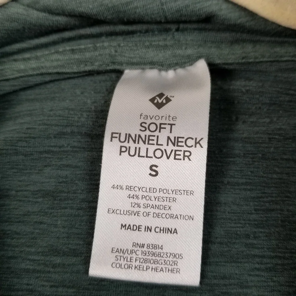 Member's Mark Activewear Top Women Small Green Long Sleeve Funnel Neck Thumbhole